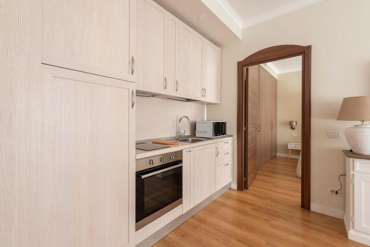 Suityrhome Campo De' Fiori Рим Екстер'єр фото